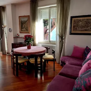 casa-lola.it-tuscanyhotel.com/